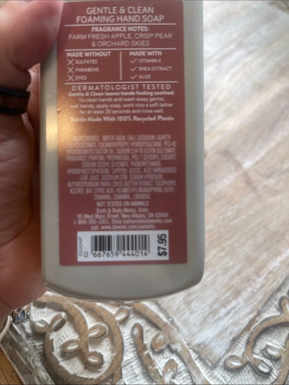 Bath & Body Works Sweet Apple Foaming Hand Soap - White & Pink